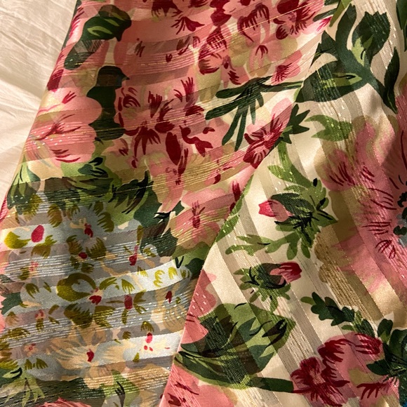 Victoria’s Secret Vintage top - Picture 4 of 5